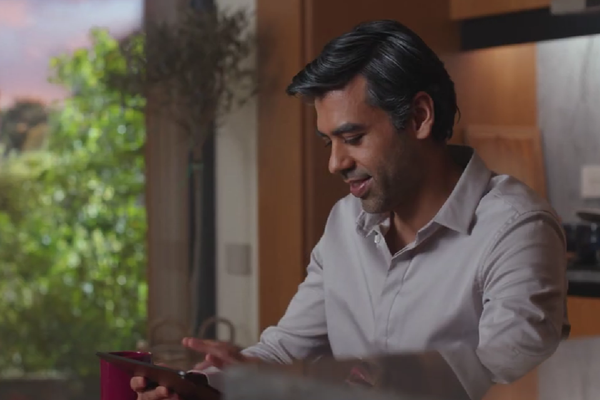 ABI IN A NEW COMMERCIAL FOR